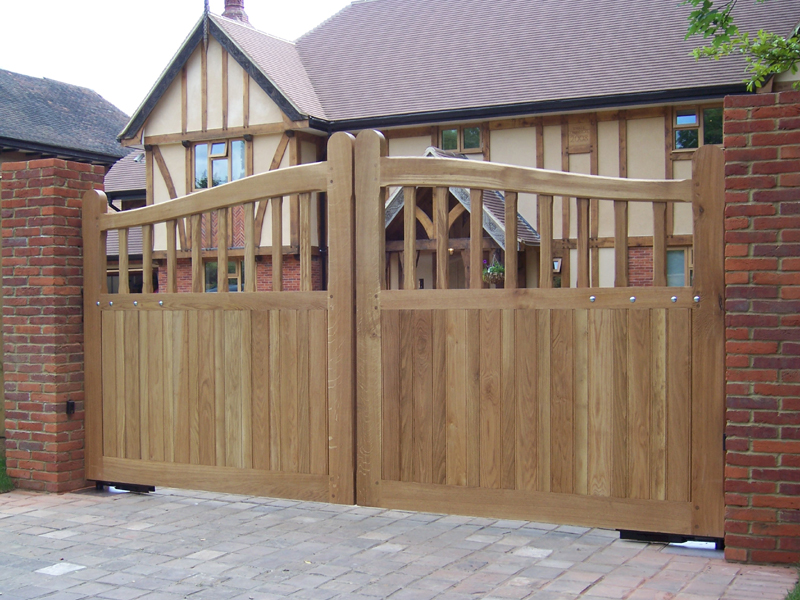 wooden gates | New Home Remodelling